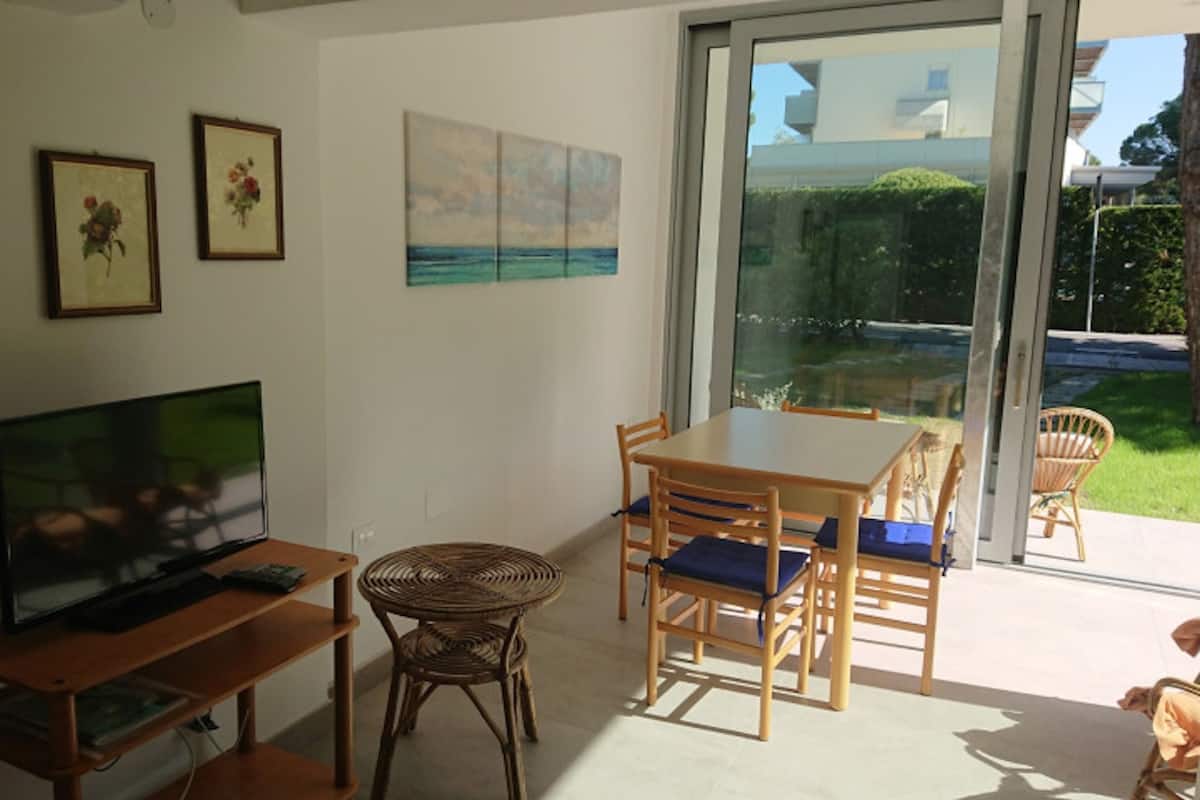 Villa, 2 camere da letto, patio, vista giardino | Soggiorno