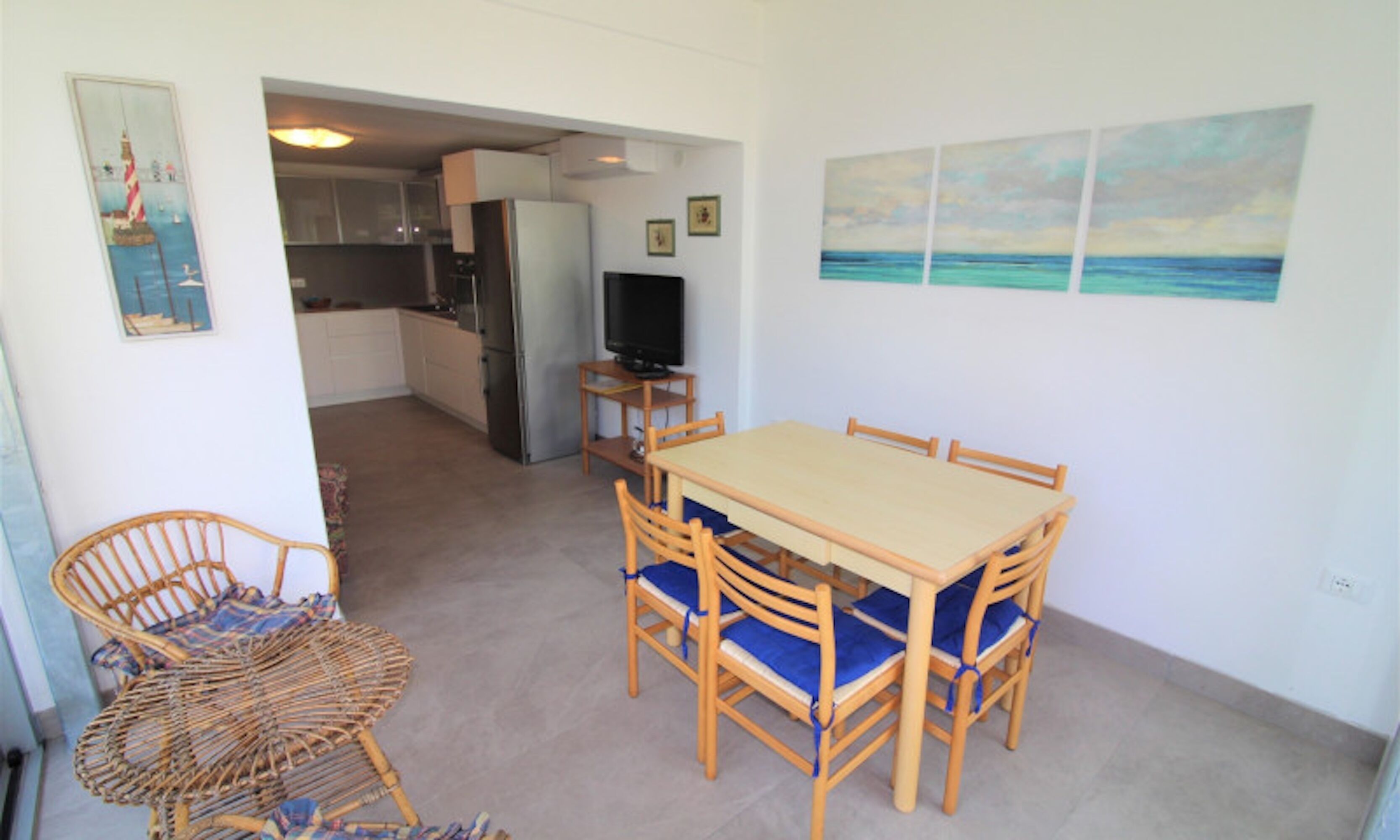 Villa, 2 Bedrooms, Patio, Garden View | Dining room