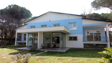 Villa, 2 Bedrooms, Patio, Garden View | Exterior