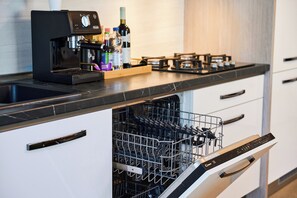 家庭公寓, 花園景 | 私人廚房 | 大型雪櫃/冰箱、微波爐、焗爐、爐具