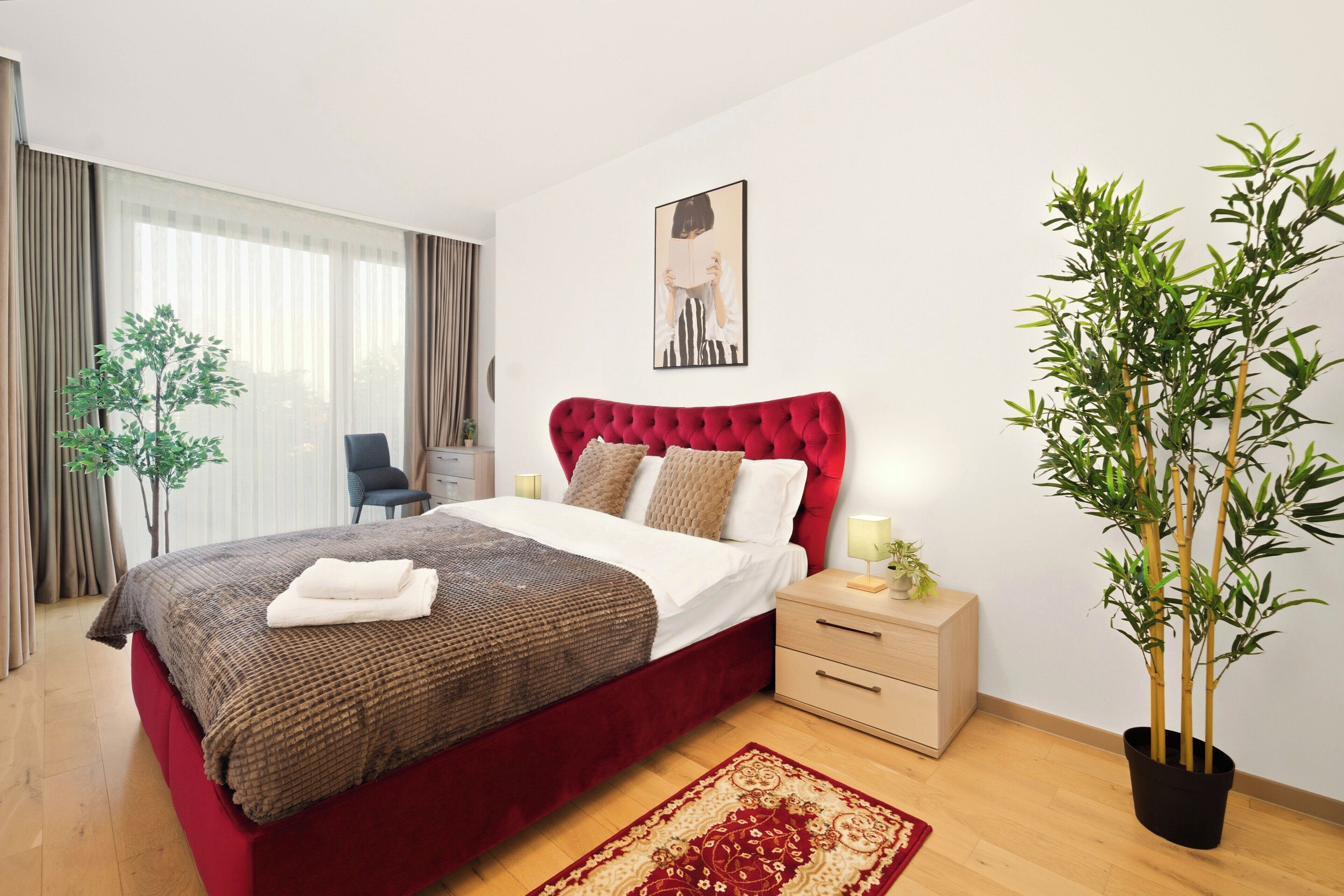 Desk, laptop workspace, free WiFi