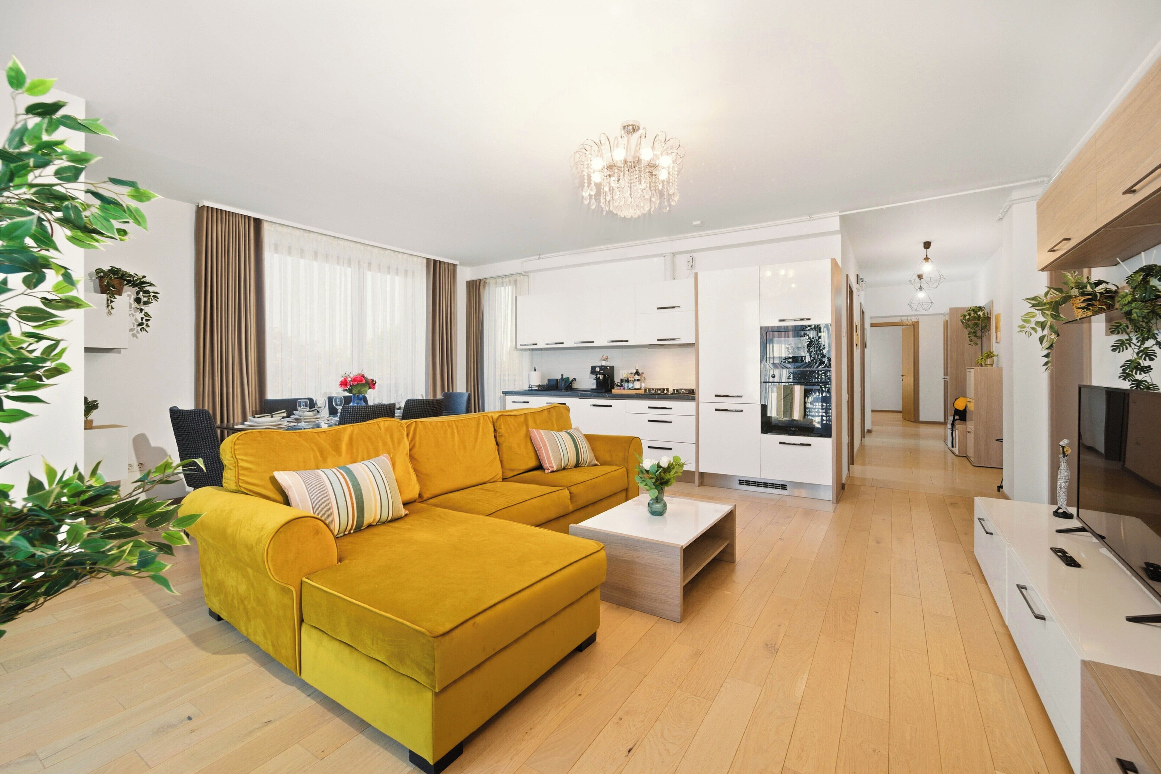 Family Apartment, Garden View | Living area