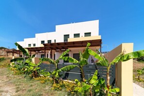 Exterior - Mare Blu 1 on the beach (Gennadi)