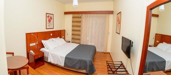 Hotel Ena - Stylish Mountain View Suite With Pool