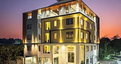 Skyearth Hotel