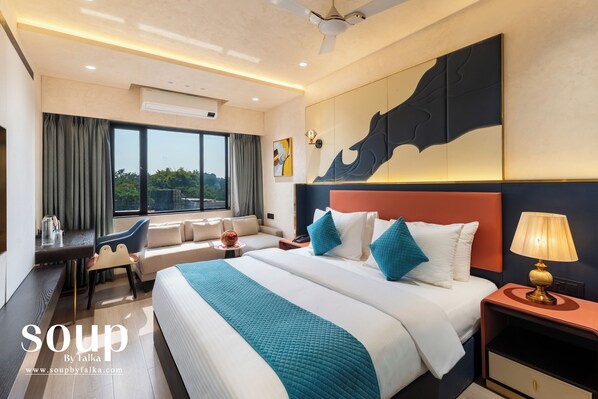 Premium Room, City View | Desk, free WiFi