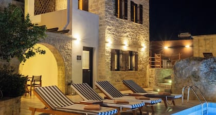Phaistos Villas Elegant South Residence