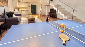 Basic-Apartment, Balkon | Spielezimmer