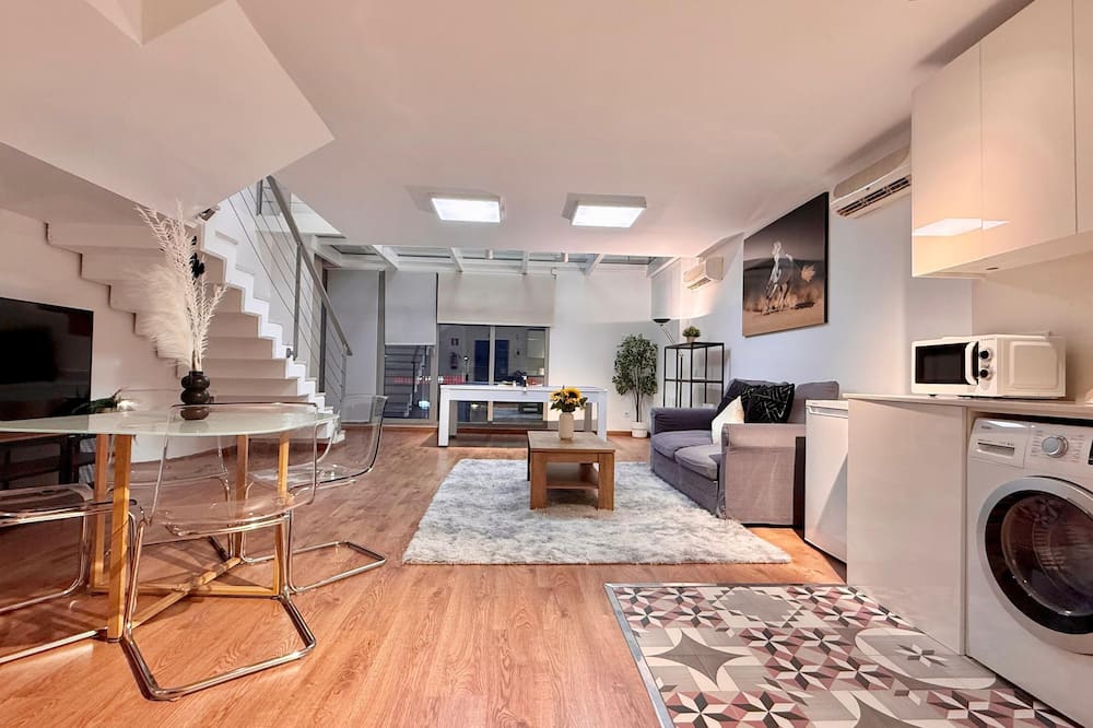 Duplex Naffah Apartments E C 107