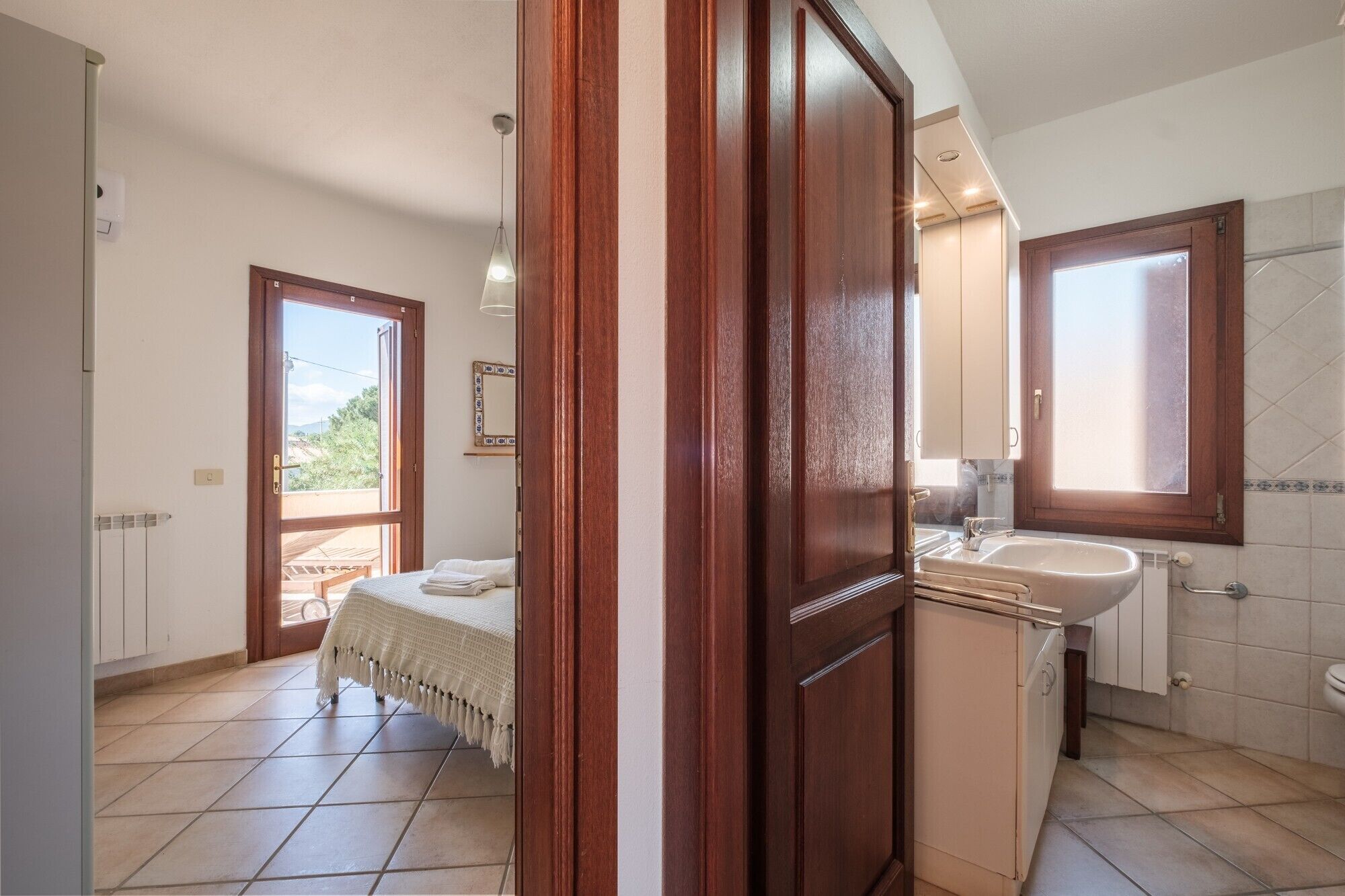 Bügeleisen/Bügelbrett, WLAN, Bettwäsche