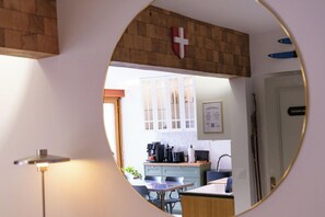 Dining - Modern 3BR - 500m from funicular - 3 balconies with view - Ski Room (Bourg-Saint-Maurice)