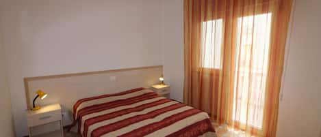 2 bedrooms