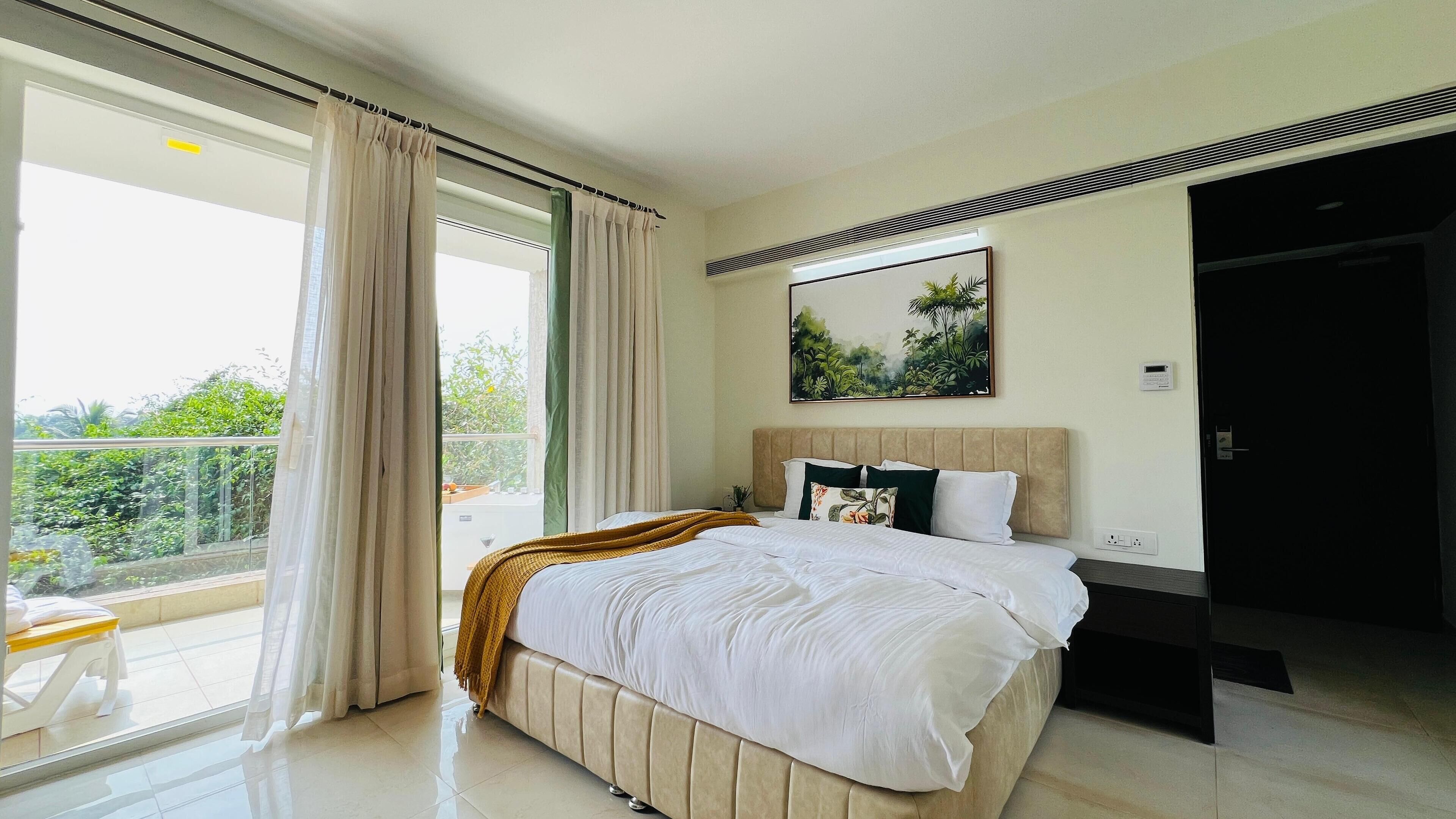 Basic Single Room, City View