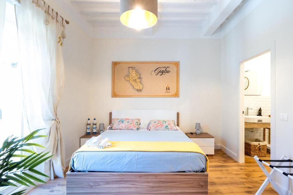 华丽客房 | 办公桌、免费婴儿床、免费 WiFi、床单