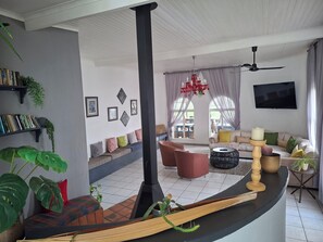 บริเวณนั่งเล่น