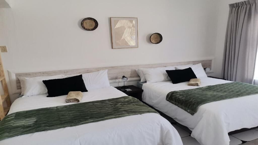 Studio – standard, terrasse | Safe på rommet, strykejern/-brett og wi-fi (inkludert)