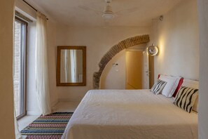 Iron/ironing board, travel cot - Apartment in a Tuscan Farmhouse with Pool & AC (Prata)