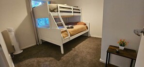 3 habitaciones, tabla de planchar con plancha y wifi gratis 