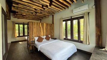 Deluxe Double Room, Mountain View | Free WiFi