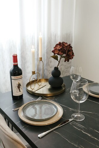 Stylish & Spacious, Prime City Spot