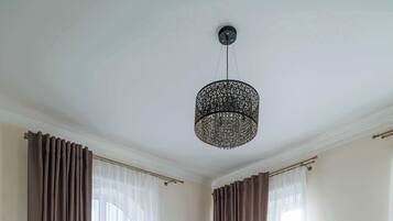 Strykejern/-brett, wi-fi og sengetøy