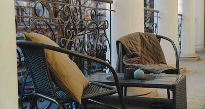 Balcony View on Alexandru cel Bun - Massive Living & SofaBed - AC & Bean-Coffee Bar - GrandStay