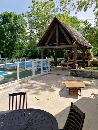 Holiday Home “Gîte Gouffre D'amour” with Private Pool, Terrace & Wi-Fi