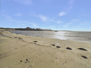 Beach - Beach 300m away, house for 7, garden and veranda (Plouguerneau)