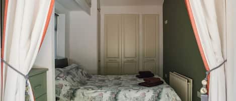 1 chambre, décoration personnalisée, ameublement personnalisé