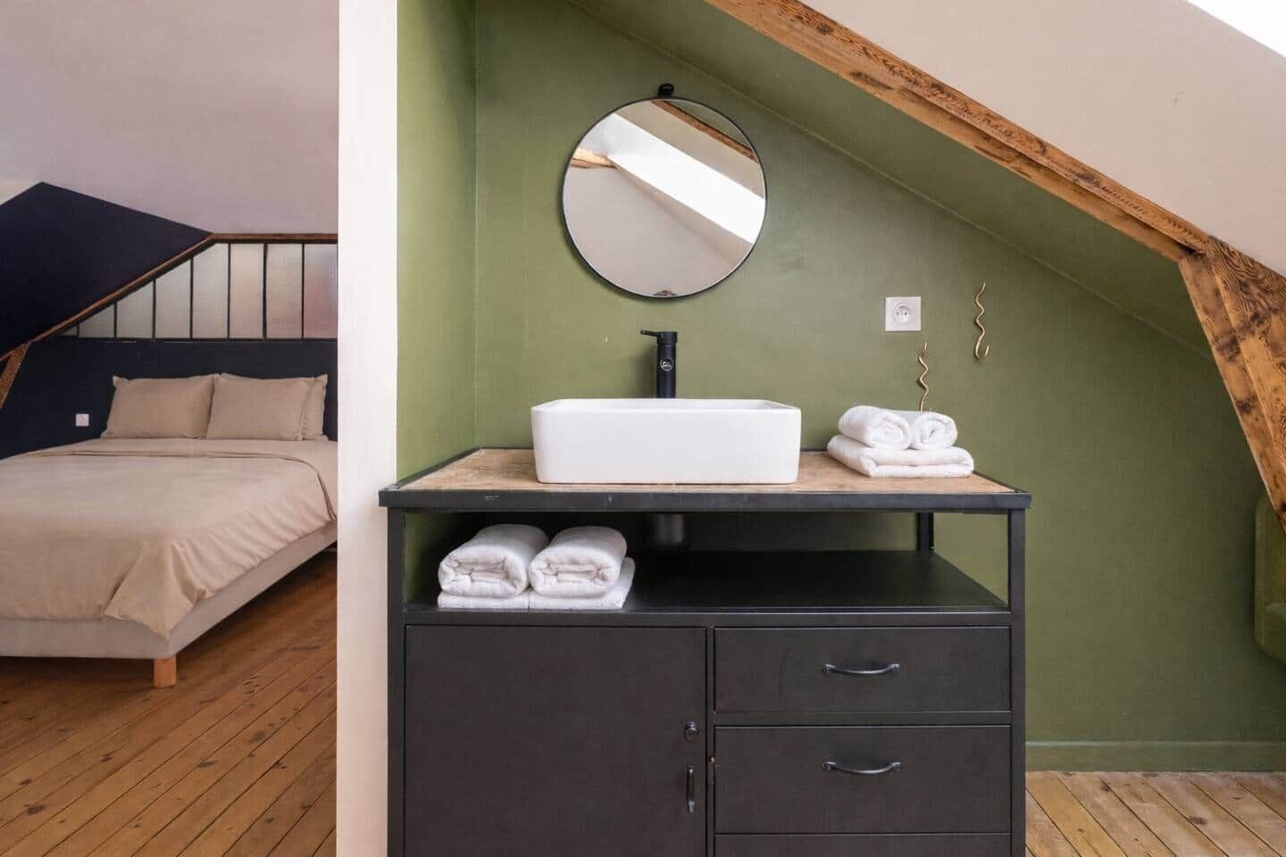 Strygejern/strygebræt, Wi-Fi, sengetøj