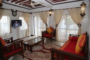 Smart TV 32 pulgadas con canales de televisión digitales