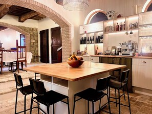 Free daily local cuisine breakfast 