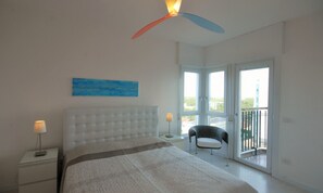Apartment, 3 Bedrooms, Balcony, Ocean View - Bright sea View Apartment (Lignano Sabbiadoro)