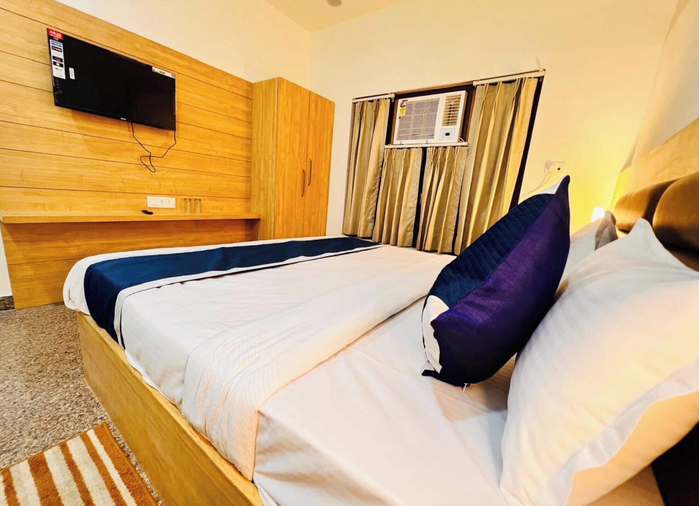 Phòng đôi Premium, máy điều hòa | Bộ đồ giường kháng dị ứng, phòng cách âm 