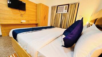 Phòng đôi Premium, máy điều hòa | Bộ đồ giường kháng dị ứng, phòng cách âm