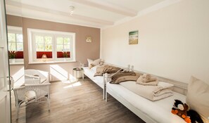 Bügeleisen/Bügelbrett, WLAN, Bettwäsche, Rollstuhlgeeignet