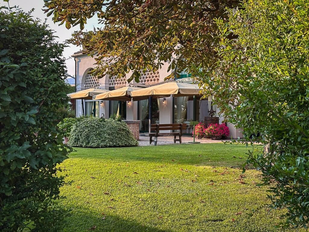 Standard Single Room, Courtyard View | Exterior