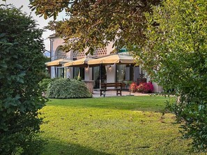 Singola Standard, vista cortile | Esterni