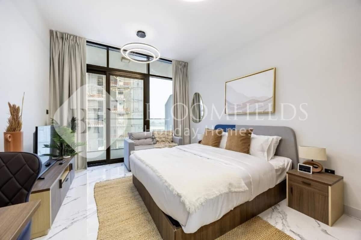 Departamento, balcón, vista al canal | Tabla de planchar con plancha y wifi gratis