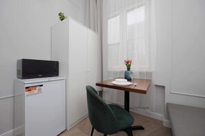 Interior - Cozy Studio for Two | Close to Metro | Pet-Friendly (Warszawa)