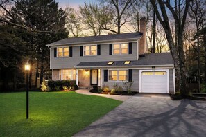 Exterior - 4BR Family Retreat Near Annapolis w/ Large Yard (Annapolis)