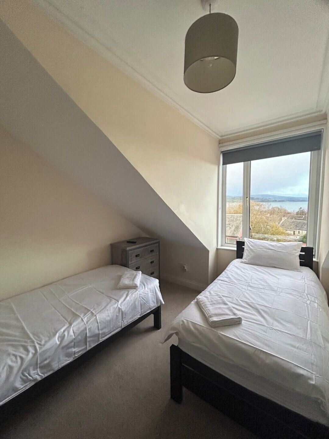 2 bedrooms, iron/ironing board, travel cot, free WiFi