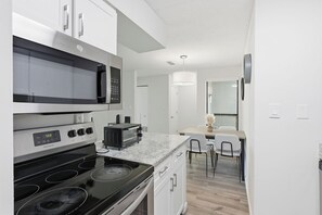 Fridge, microwave, oven, stovetop - Your Modern Escape at 502 (Louisville)