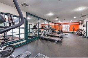 Fitness facility - Relaxing Retreat with Modern Touches (Louisville)