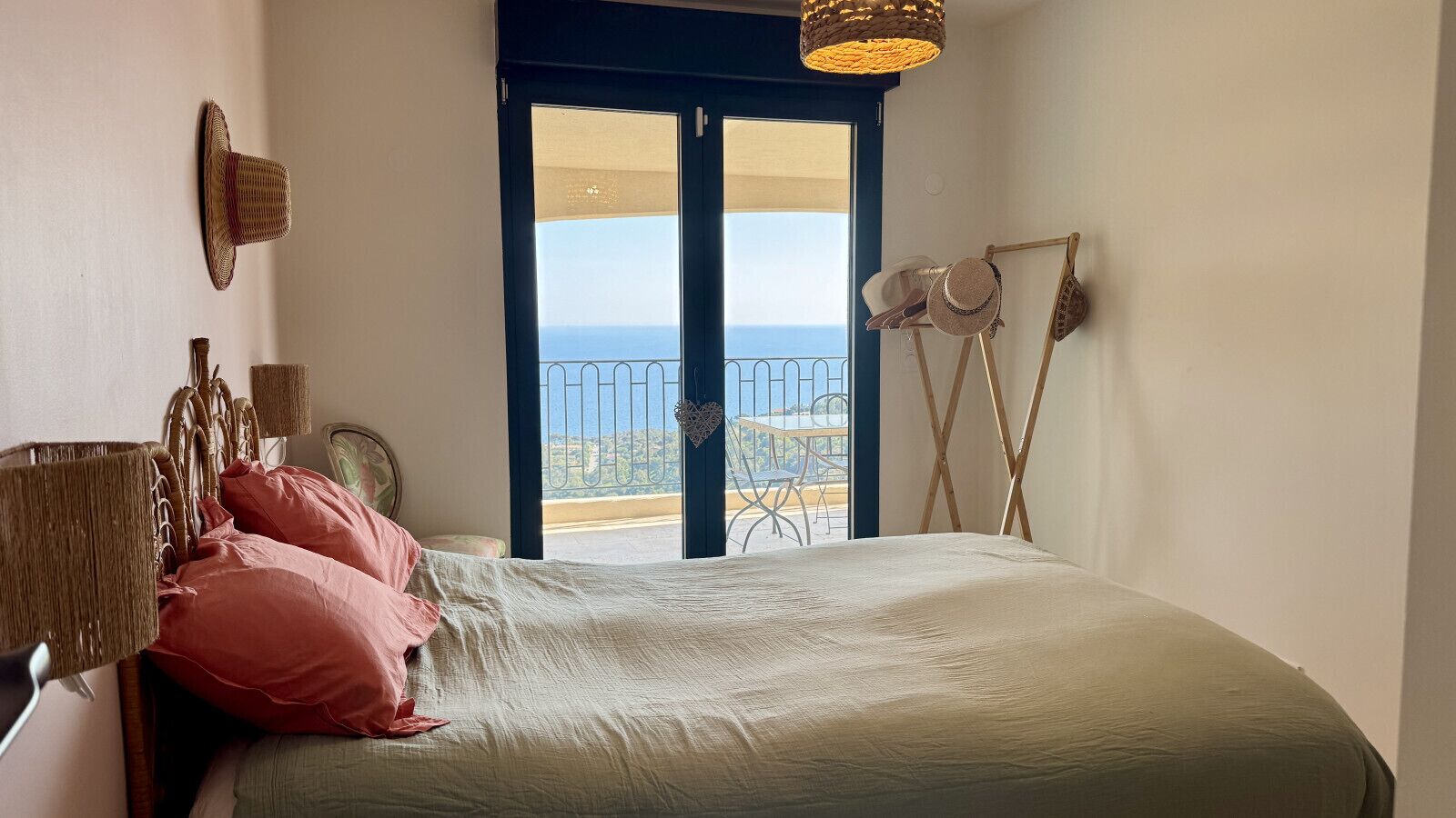 6 bedrooms, iron/ironing board, travel crib, WiFi