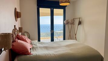 6 Schlafzimmer, BĂŒgeleisen/BĂŒgelbrett, Reisekinderbett, WLAN
