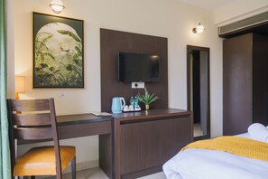 Basic Single Room, City View - Lumiera Banquet Hall South Delhi (New Delhi)