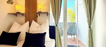 'GoldPath' Passau-Central-Pizzaria-Coffee-Innpromenade-Uniwiese-WipuTV