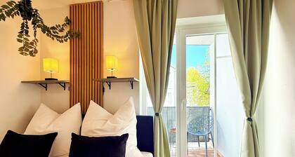 'GoldPath' Passau-Central-Pizzaria-Kaffee-Innpromenade-Uniwiese-WipuTV