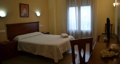 Hostal Ruralis Altozano